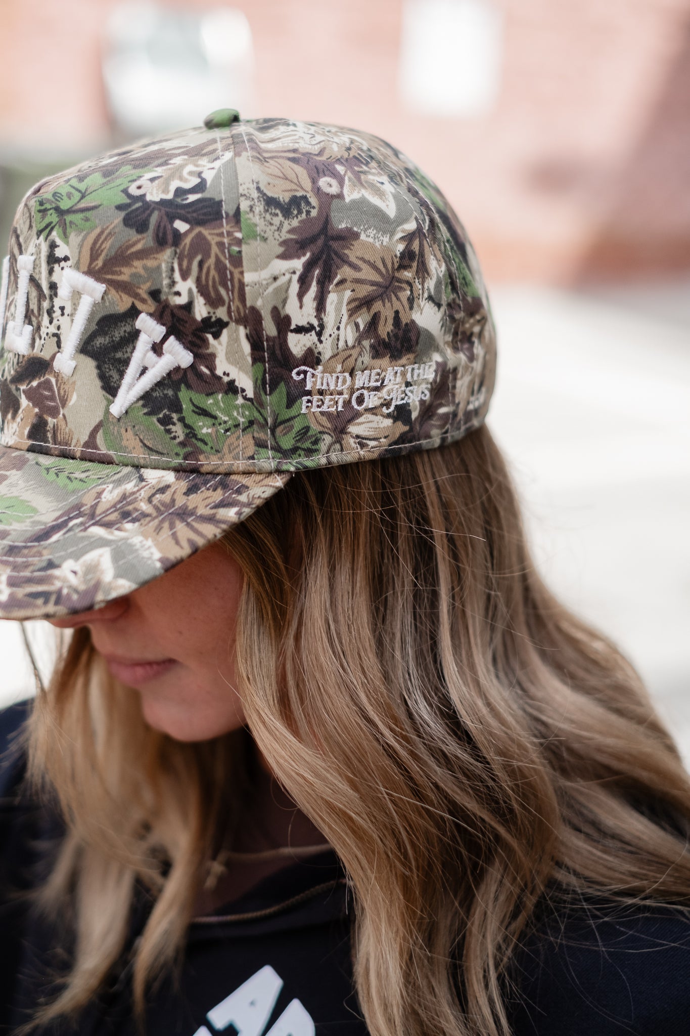 CAMO ALTAR TRUCKER HAT